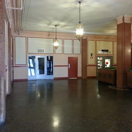 Hotel Riviera Newark Exterior foto